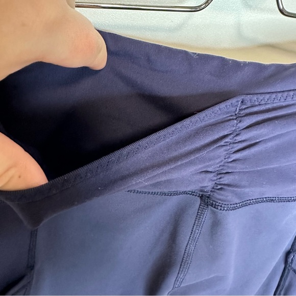 Lululemon Navy Blue Sheer Panel Reflective Ankle Leggings Sz 8 Yoga Fitness - Picture 6 of 13